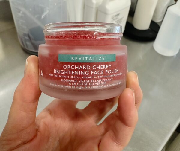 Huna Revitalize Orchard Cherry Brightening Face Polish (Limited Edition)